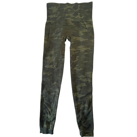 SPANX Pants - Spanx Look At Me Now Seamless Camo Leggings Green High Waisted XS/TP Camouflage